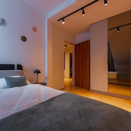 Apartament Elegance *