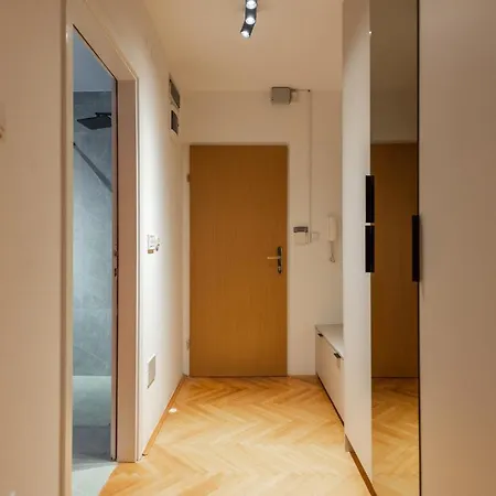 Apartment Elegance *